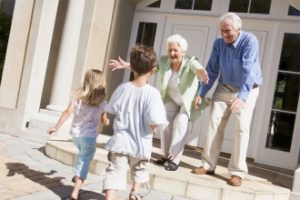 5 Escrituras para permanecer firmes durante visitas familiares