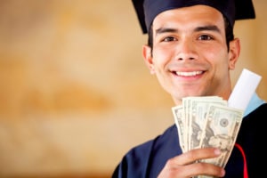 ¿Qué consejos financieros podría darle a una persona recién graduada de la universidad?